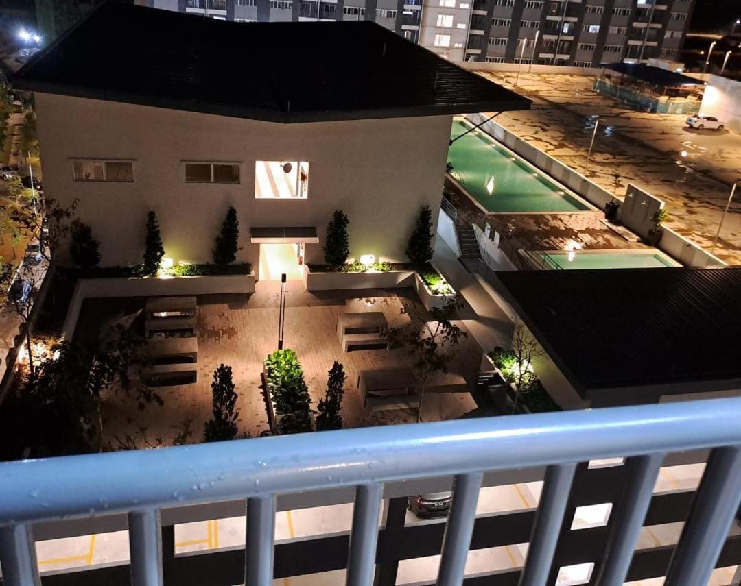 Impiana Homestay Near Putrajaya, Cyberjaya, Musliem Only,Wifi,Netflix Kampung Dengkil Ngoại thất bức ảnh
